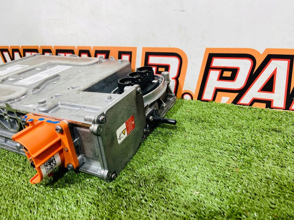 INVERTOR SPATE JAGUAR I-PACE X590 M9D3-14G138-AF Product image
