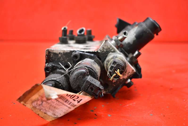 POMPA SUSPENSION 6758704 BMW E65 4.4 V8 02R Product image