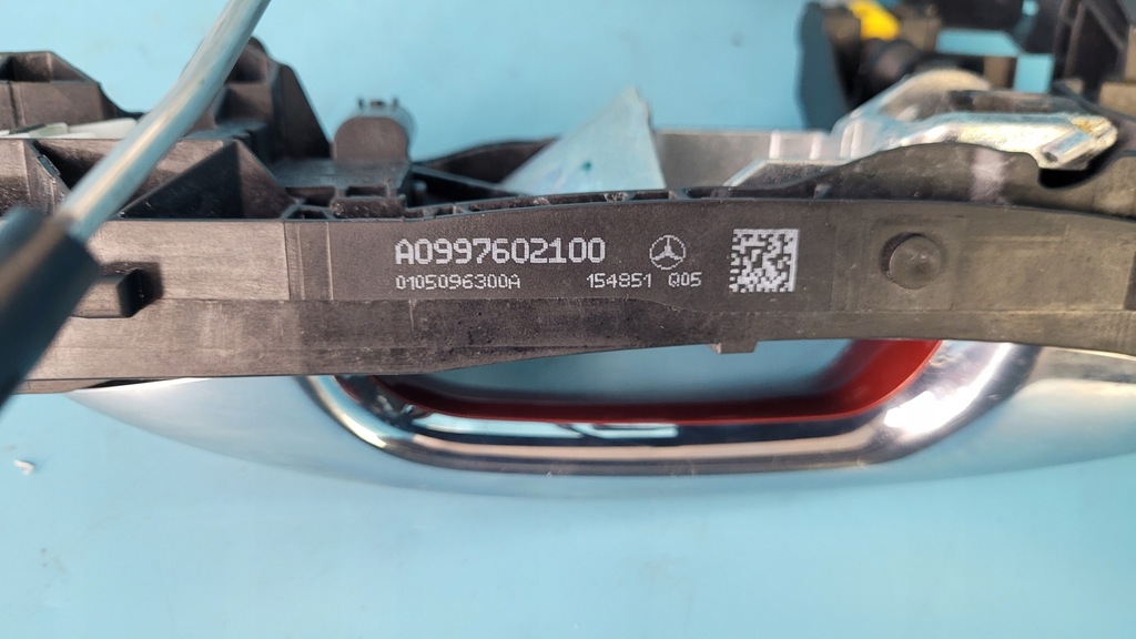 MERCEDES W253 MÂNER BLOCARE UȘĂ STÂNGA FAȚĂ A0997602100 Product image