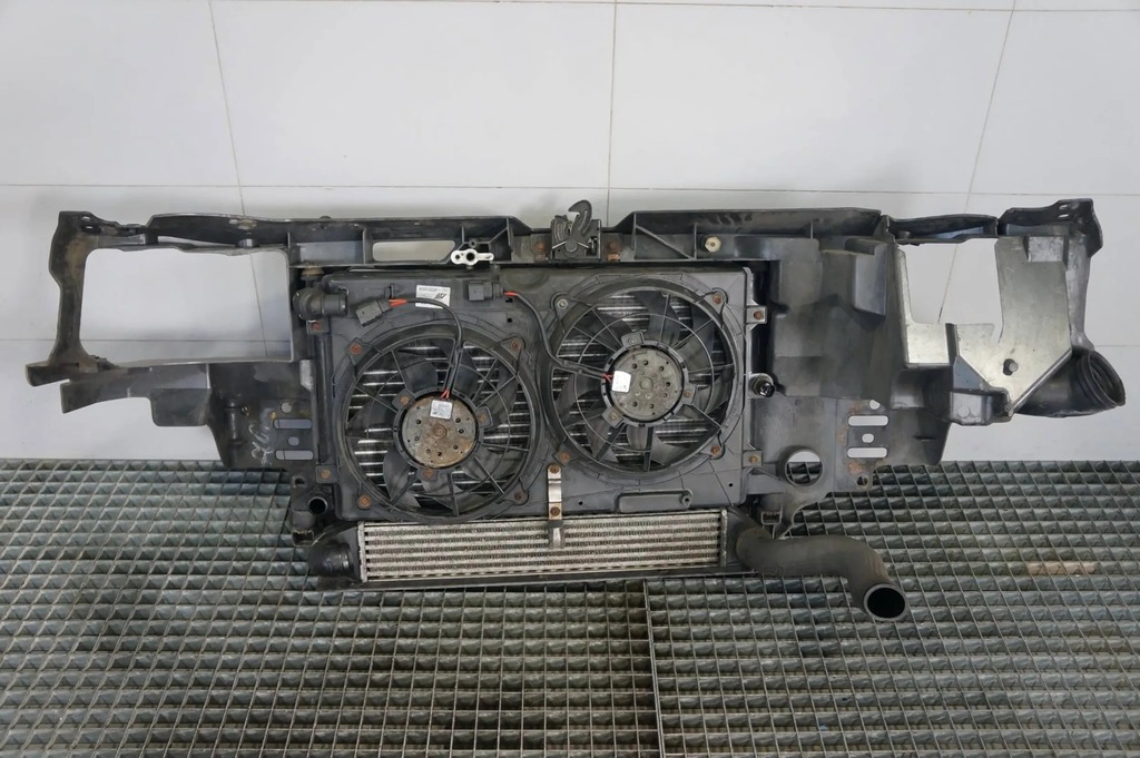 CREAȚA FAȚĂ SET DE RADIATOR DE ARMATĂ FAȚĂ SEAT ALHAMBRA I LIFT Product image