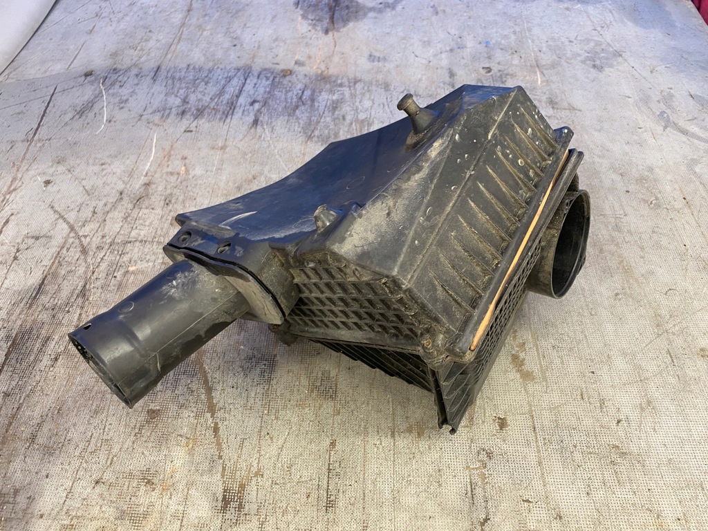 Renault Espace 4 IV 2.0 Carcasă de filtru de aer DCI 8200384328 Product image