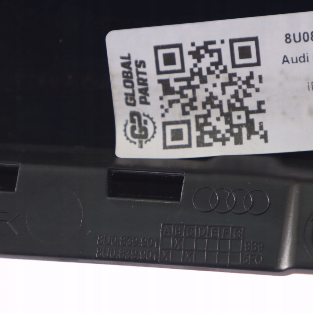 Audi Q3 8U Capac Ușă stâlp B spate stânga negru lucios 8U0839901C Product image