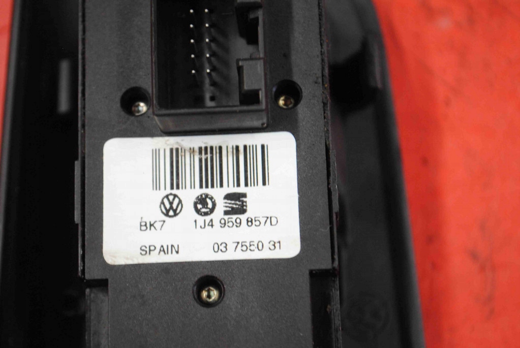 Volkswagen Passat B5 Lift 1.9 TDI Comutator de sticlă Product image