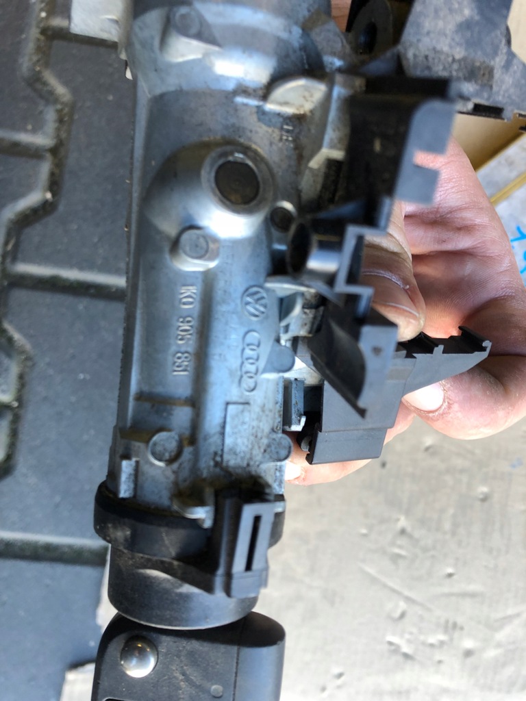 Controler motor VW sportswan 04E907309BH Product image