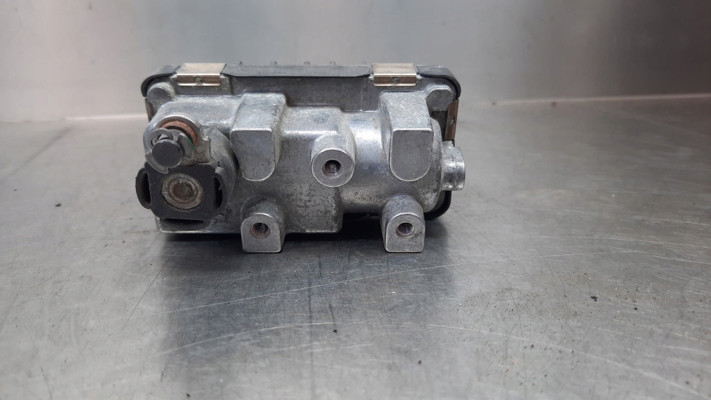 REGLATOR TURBINA 730314 6NW009228 VOLVO S60 V70 II 2.4 D5 185KM Product image