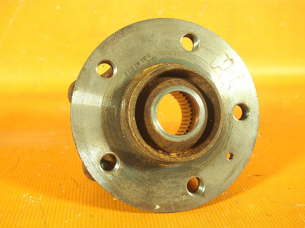 Rulment roata butuc Audi A7 4G LIFT 24KM 8k0407613b / 8k0407635p Product image