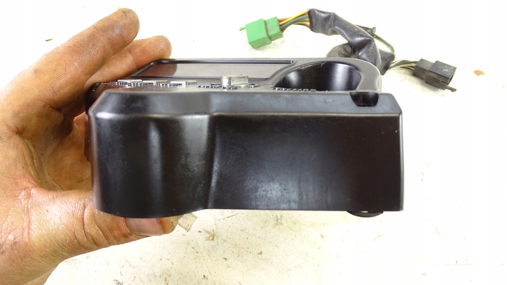 Honda Magna V45 Sabre 750C 750 C Consolă, semnalizatoare, contor Product image