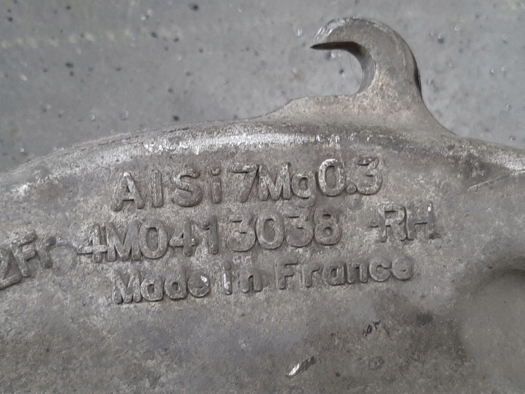 Audi A8 S8 D5 Amortizor dreapta Burduf 4N0616040L 4M0413038 Product image