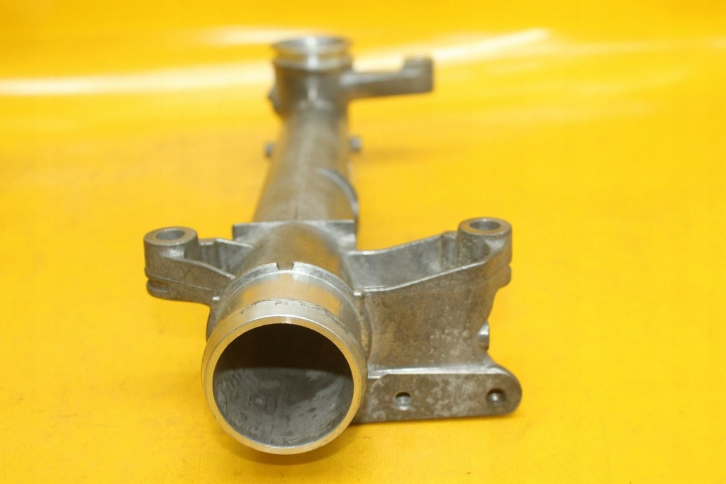 Mercedes W205 274.920 2.0 CGI A2742000053 Țeavă de conductă de apă Product image