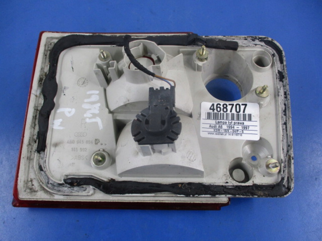 LAMPĂ SPATE AUDI A6 C4 SEDAN CAPOTA DREAPTA 4A0945094F ORIGINAL Product image