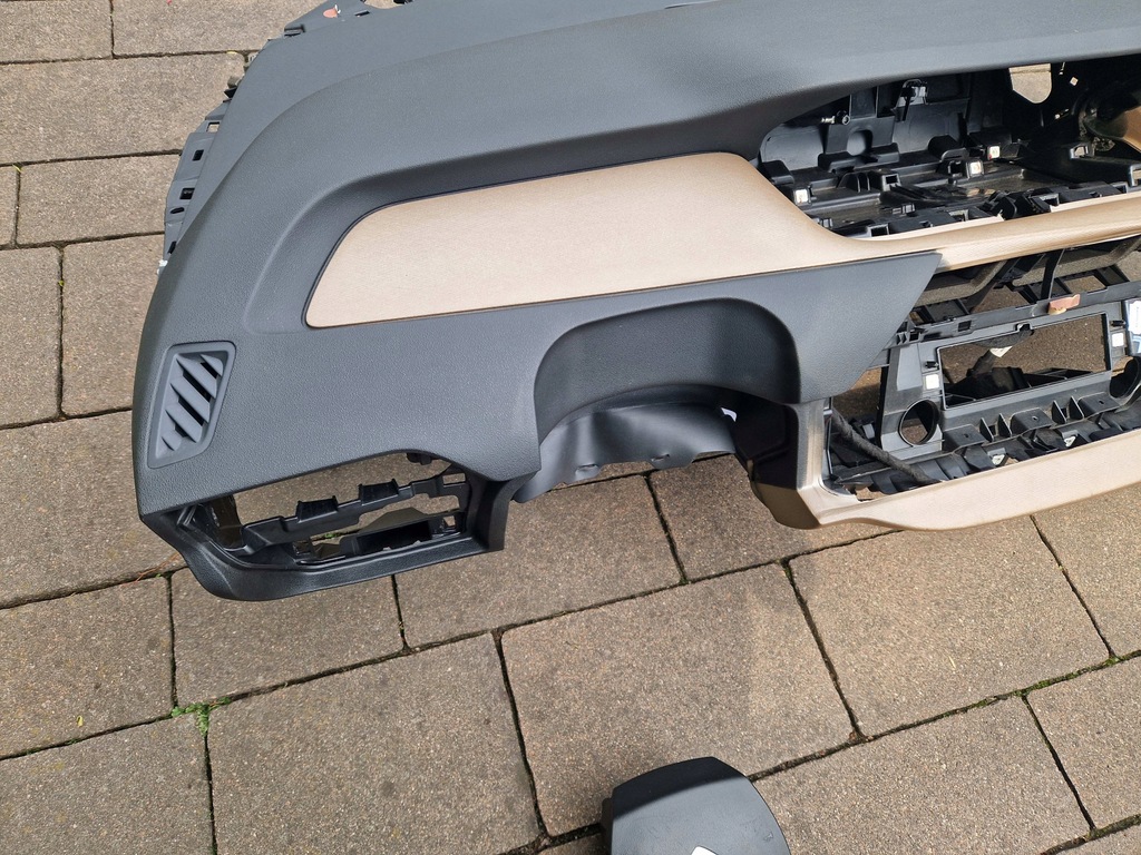 Citroen C4 Picasso II Consola de bord+2xpoduszka Original 2014 Product image