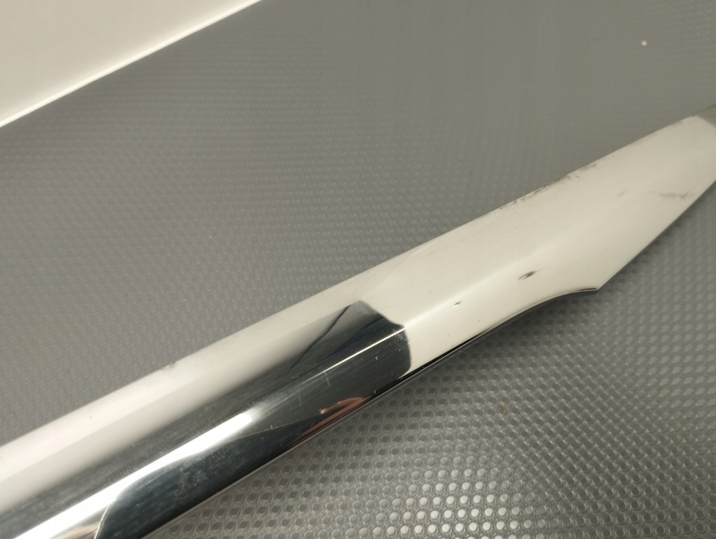 MERCEDES W205 BANDA CAPAC CROMAT A2057430082 Product image