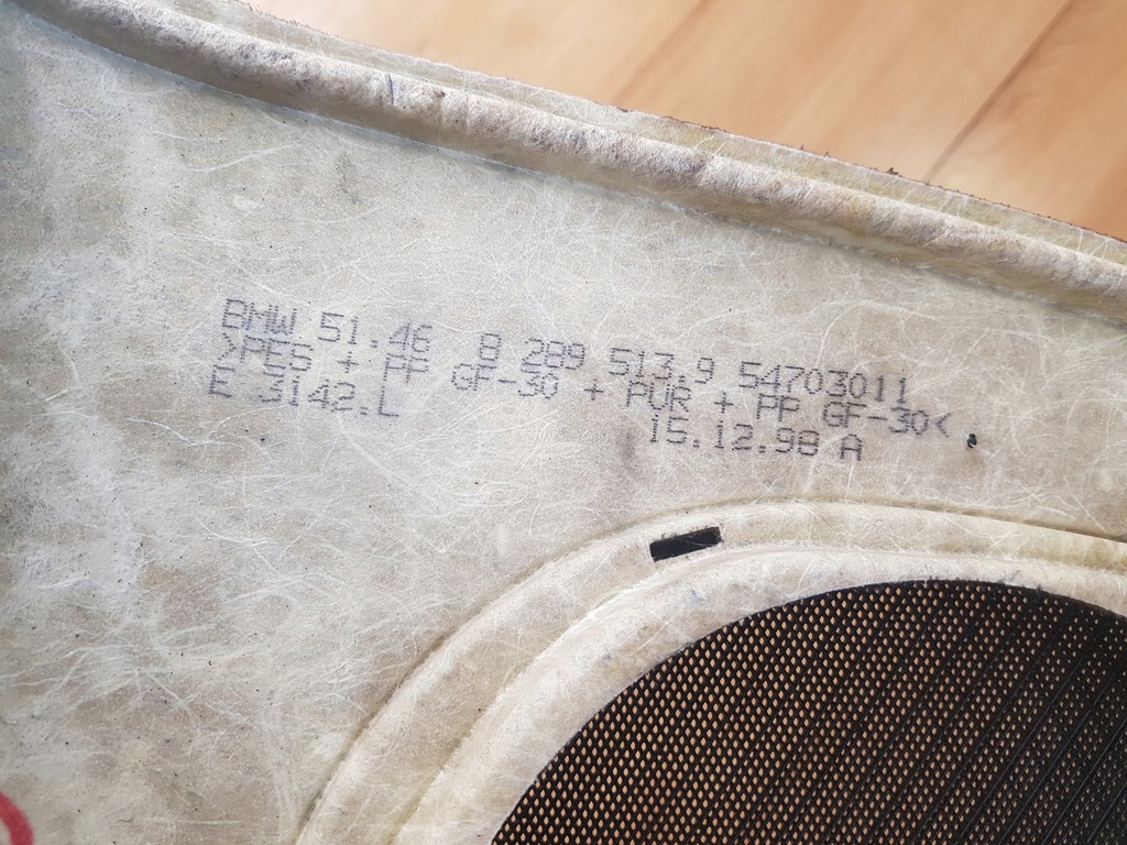 BMW E46 Raftul trunchiului din spate sedan Product image