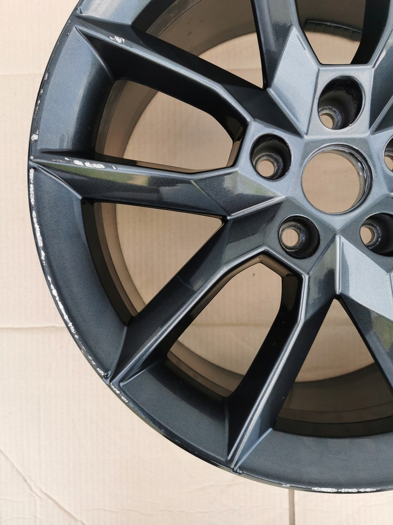 JANTE SKODA OCTAVIA III 5E0 RS 18'' 7.5JX18 ET-51 5X112 5E0601025 Product image