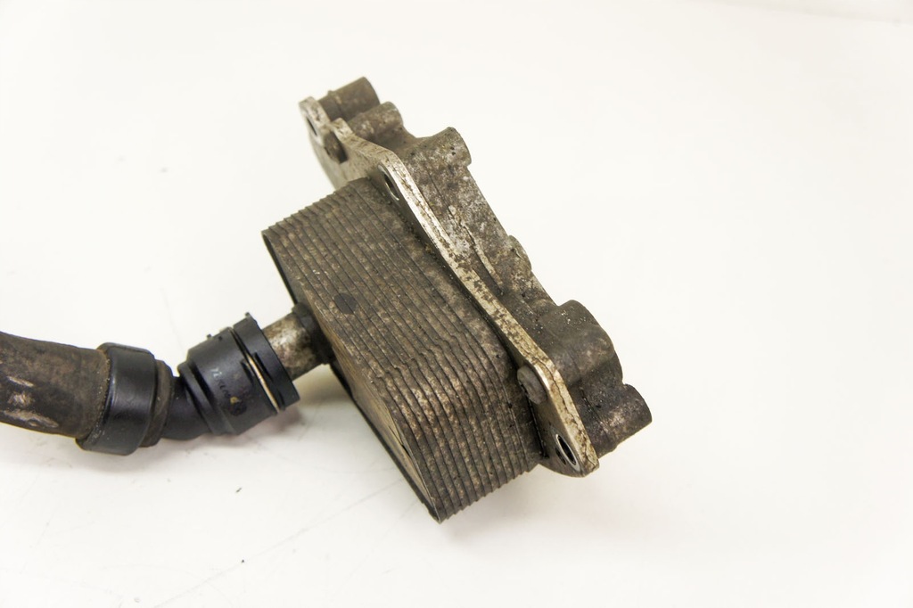 MZ147 Opel Astra K V 1.6d Răcitor de ulei 55499631 Product image