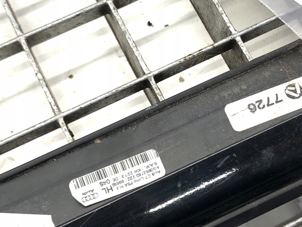 BASTĂ BARĂ SPATE STÂNGA CROM AUDI A6 C7 SEDAN 10-18 4G0853763 Product image