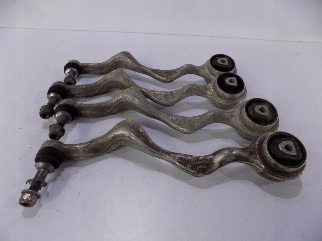 BMW 3 E90/91/92 - Argument de control frontal R - 00042 Product image