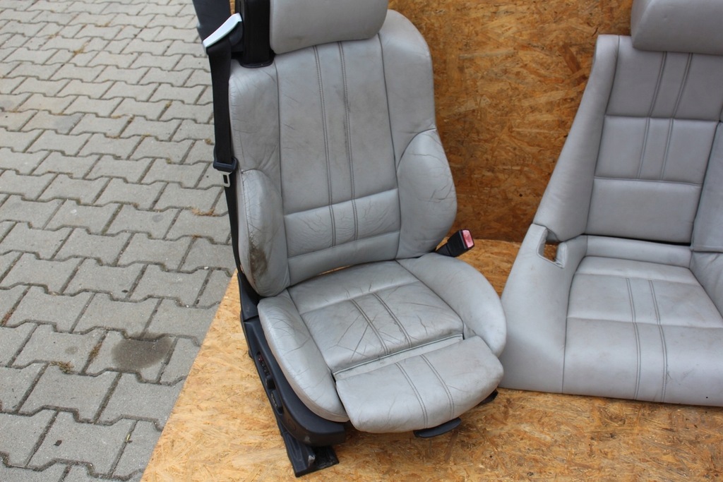 Scaune canapea BMW e46 cabrio, sport din piele usoara, scaune sport incalzite electric Product image