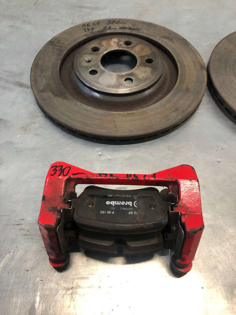 Frâne din spate Audi A6 C7 Clemps Brembo Discuri 330mm Blocuri originale Product image
