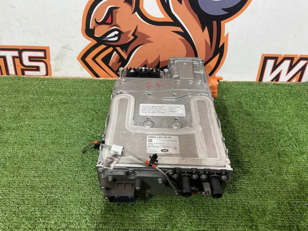 INVERTOR SPATE JAGUAR I-PACE X590 M9D3-14G138-AF Product image