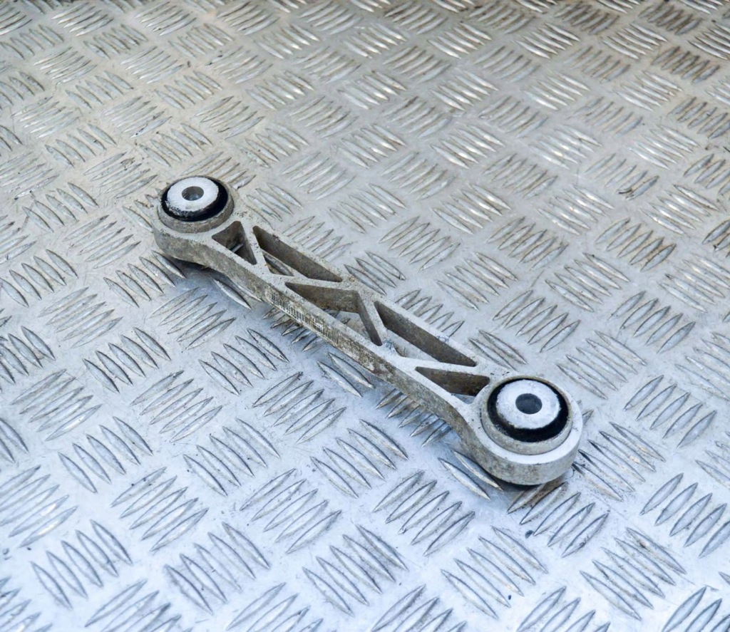 Tesla Model S 2014 a rămas upep strâns Product image
