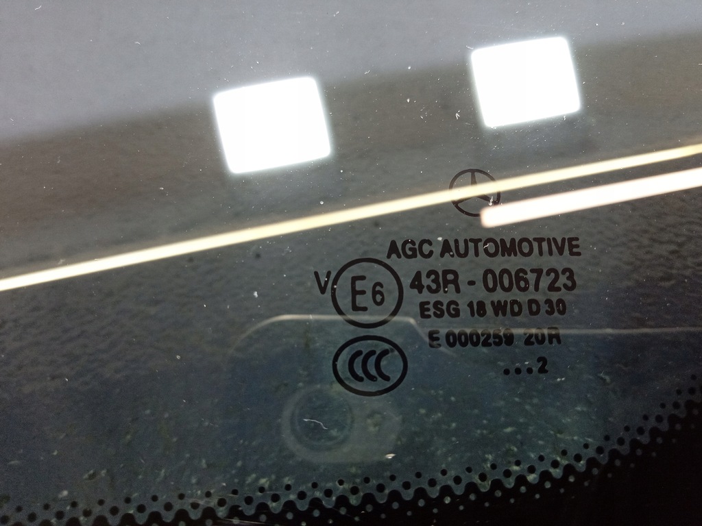 GEAM CAROSERIE MERCEDES CLS W218 COMBI SPATE DREAPTA Product image