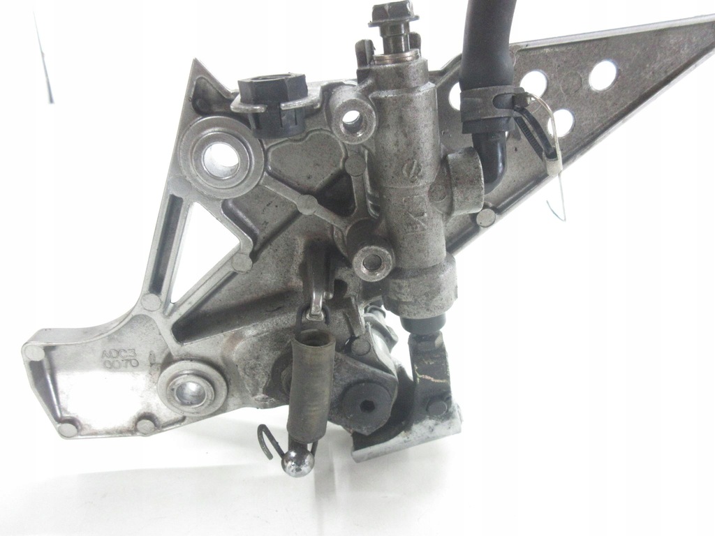 Kawasaki cu 750 Z750 03-06 Set Foots Pedala de frână din dreapta Product image
