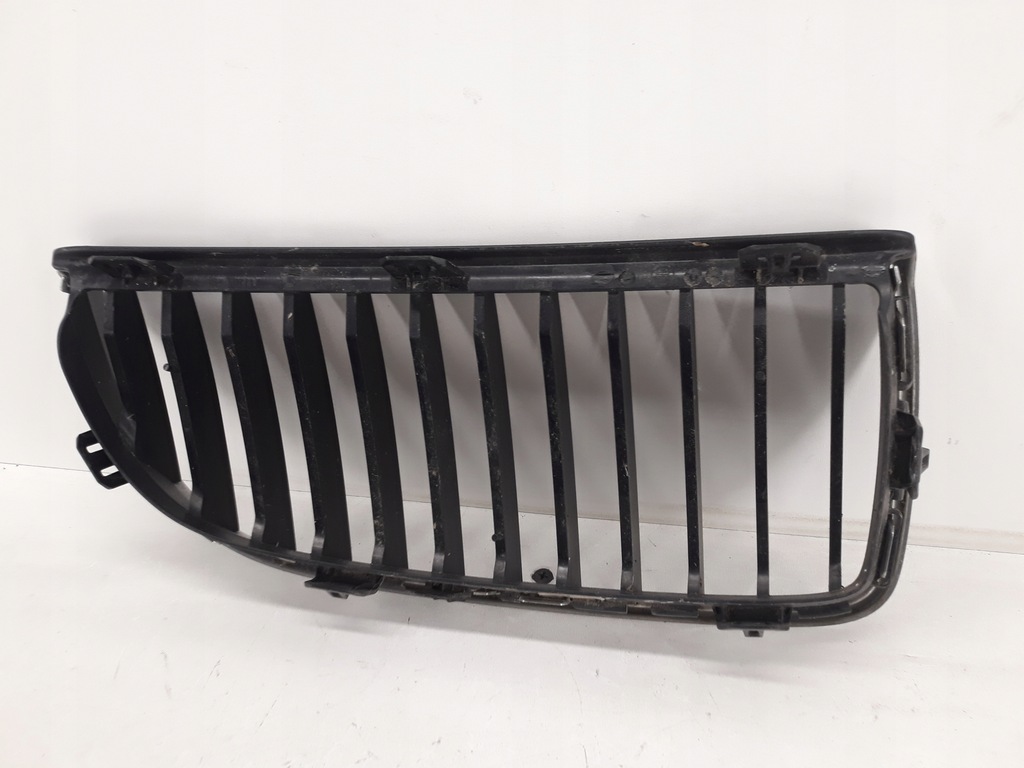 BMW 3 E90 E91 04-08 grilaj pentru rinichi stanga dreapta Product image