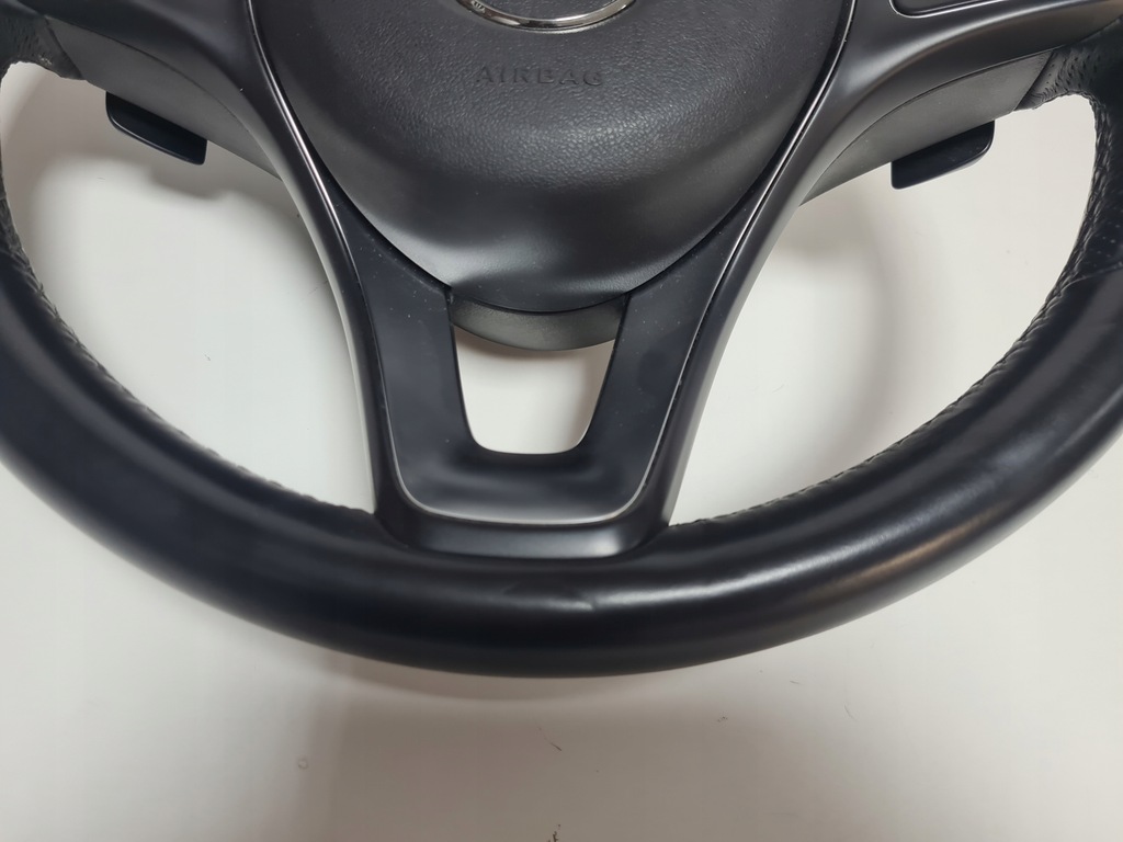 B47- Mercedes-Benz E W213 Pernă volan multif. LAME A0004606600 Product image