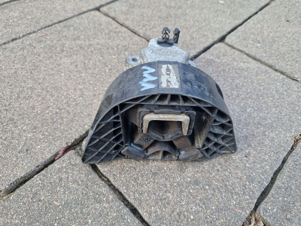 Renault Dacia 1.2 TCE Diverse modele Paw Pad of Engine 112843505R Product image