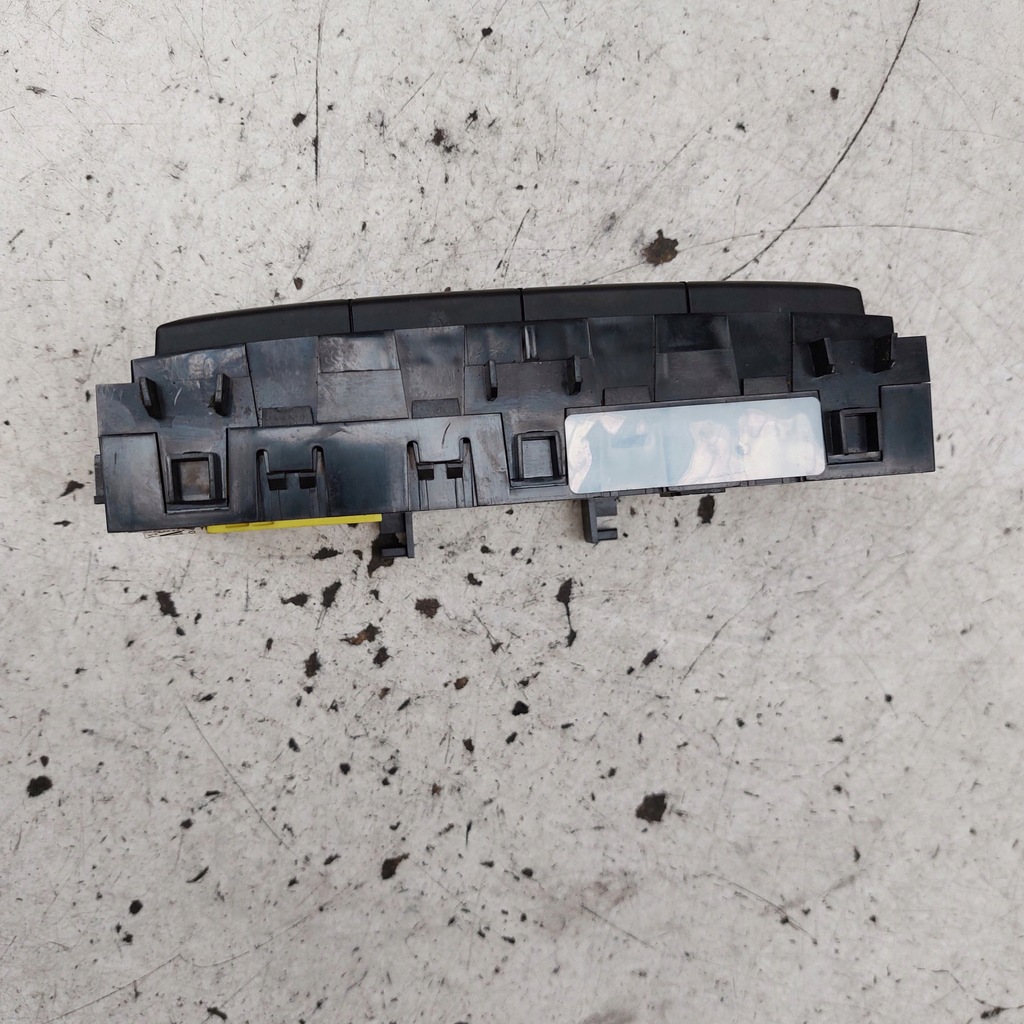 CITROEN C3 II PANOU AER CONDITIONAT 400018001 Product image