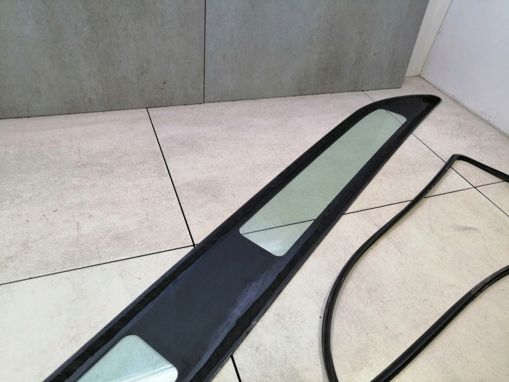 FEREASTRA DE ACOPERIȘ DE SUS, GARNITURA DIN STÂNGA FIAT DOBLO I Product image