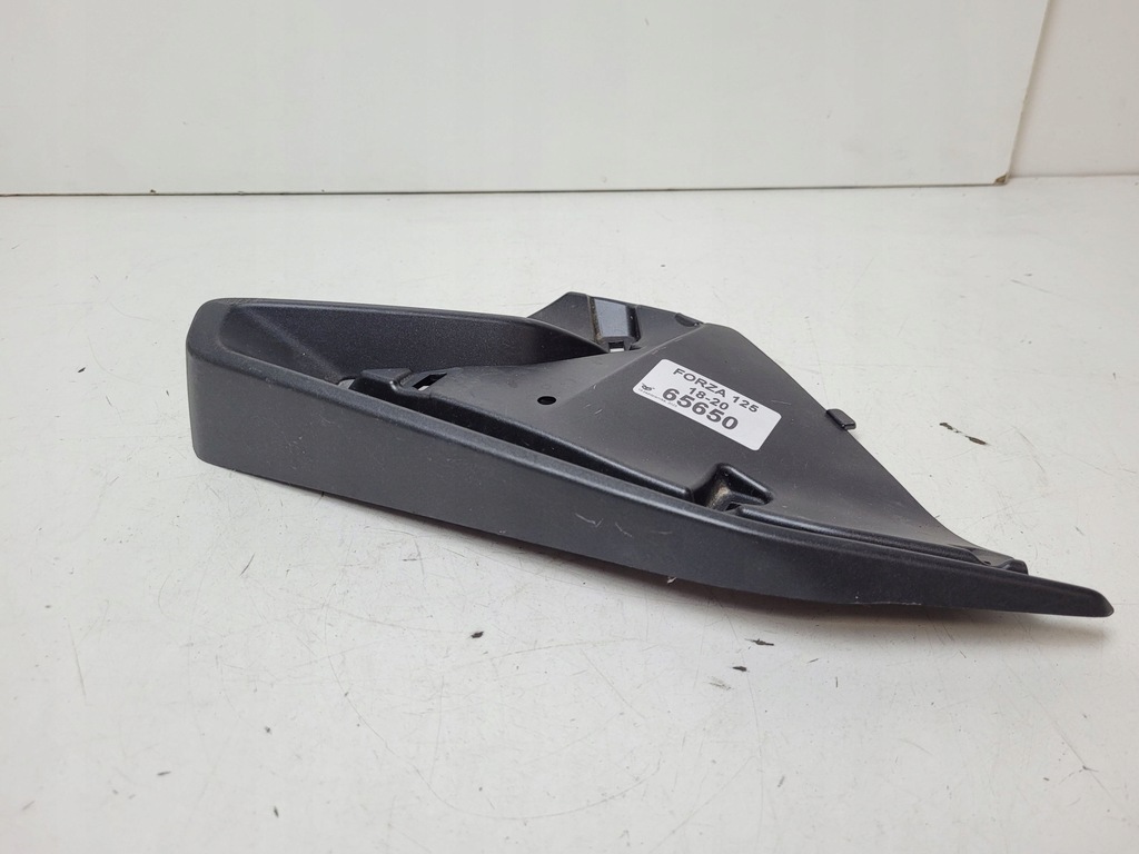 HONDA FORZA 125 350 18-20 UMPLINA DREAPTA Product image