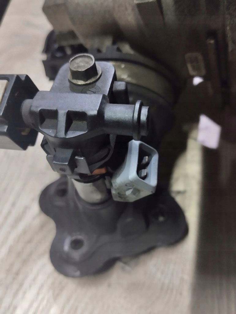 Piaggio Vespa LX 150 si carburator, acceleratie, injectie Product image