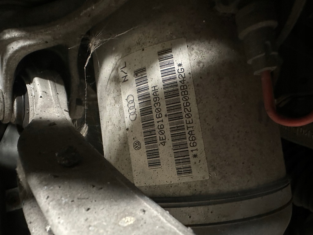 AMORTIZOR STANGA FATA N/L AUDI A8 D3 Product image