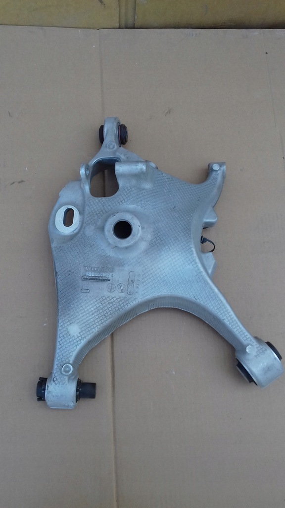 VOLVO S90 V90 II BRAȚ COMANDĂ SPATE DREAPTA 31678074 Product image