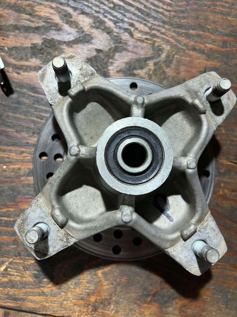 butuc fata disc fata yamaha yfm 660 raptor yfz 450 r 01-05 xxa Product image