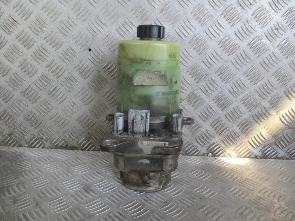 PUTERE POMPE FORD FOCUS II 04-11 4M513K514CA Product image