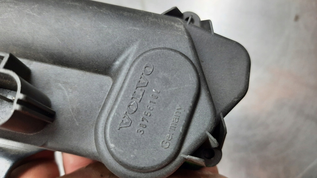 CONTROLLER VOLVO S60 V70 XC 2.4 D5 185KM 30756180 Product image