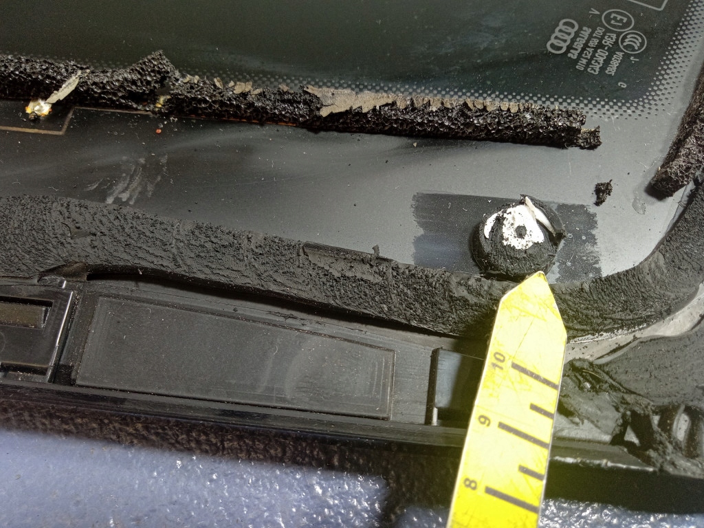 AUDI A6 C7 GEAM CAROSERIE SPATE STANGA 4G9845298C Product image