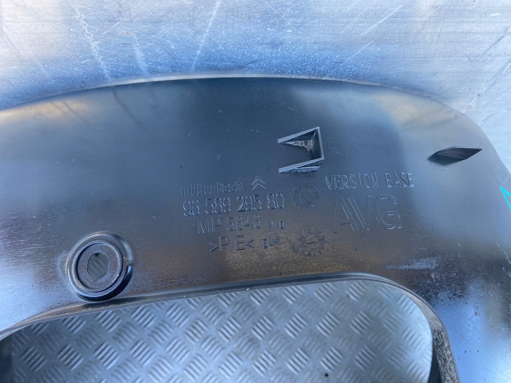 Pasaj roata stanga fata stanga fata CITROEN C4 I 04-10 LIFT 1 ori =OEM= eu Product image