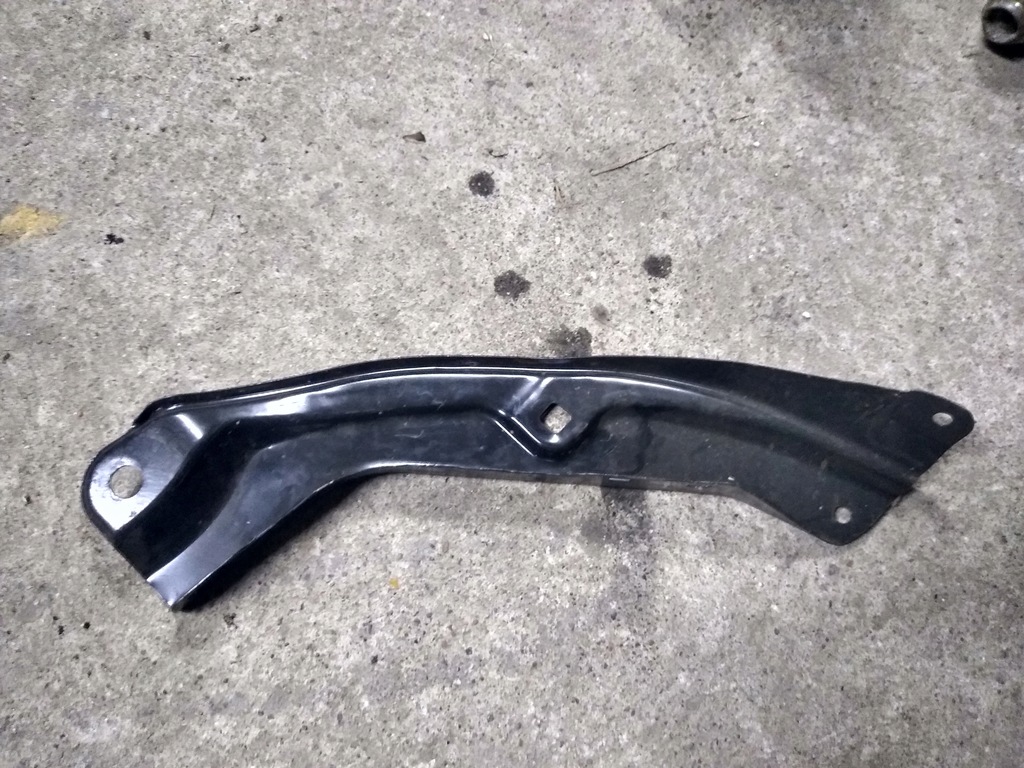 Skoda Fabia III Fixarea centurii lampă din dreapta 6V0805932 Product image