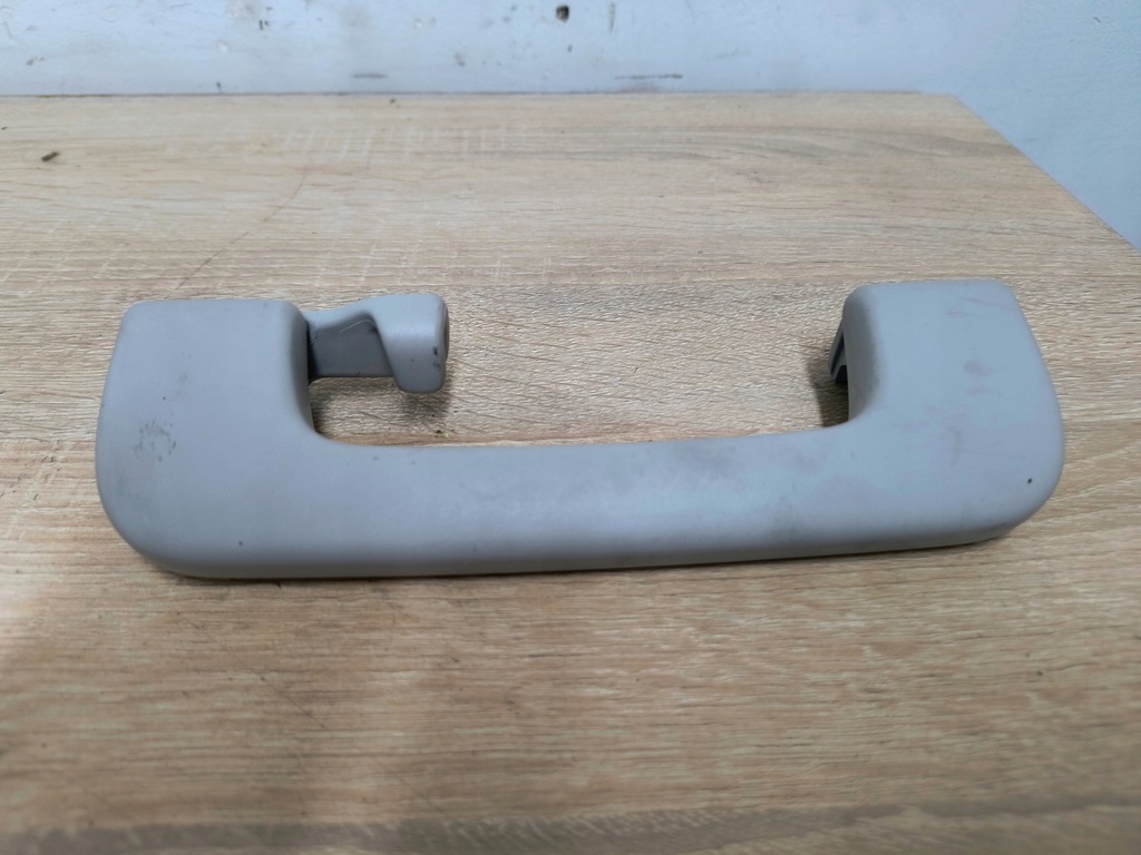 Suport de cap Audi OE 8E0857607D Product image