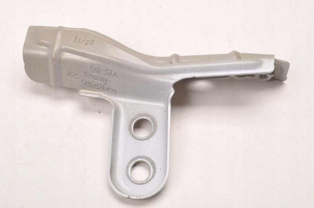 Volkswagen Golf VIII Musek Fixing 5H0821430 Right HB 5D Product image