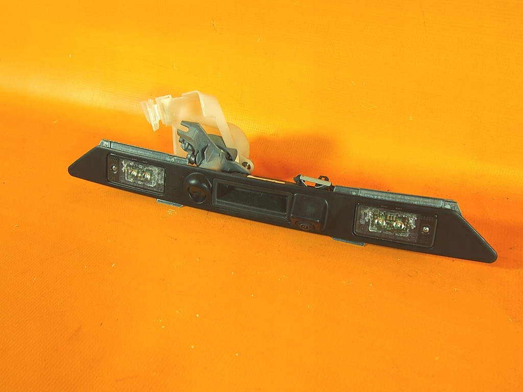 Audi A8 4H Lift Camera SPATE 360 de grade Mânerul ușii 7p6980551c Product image