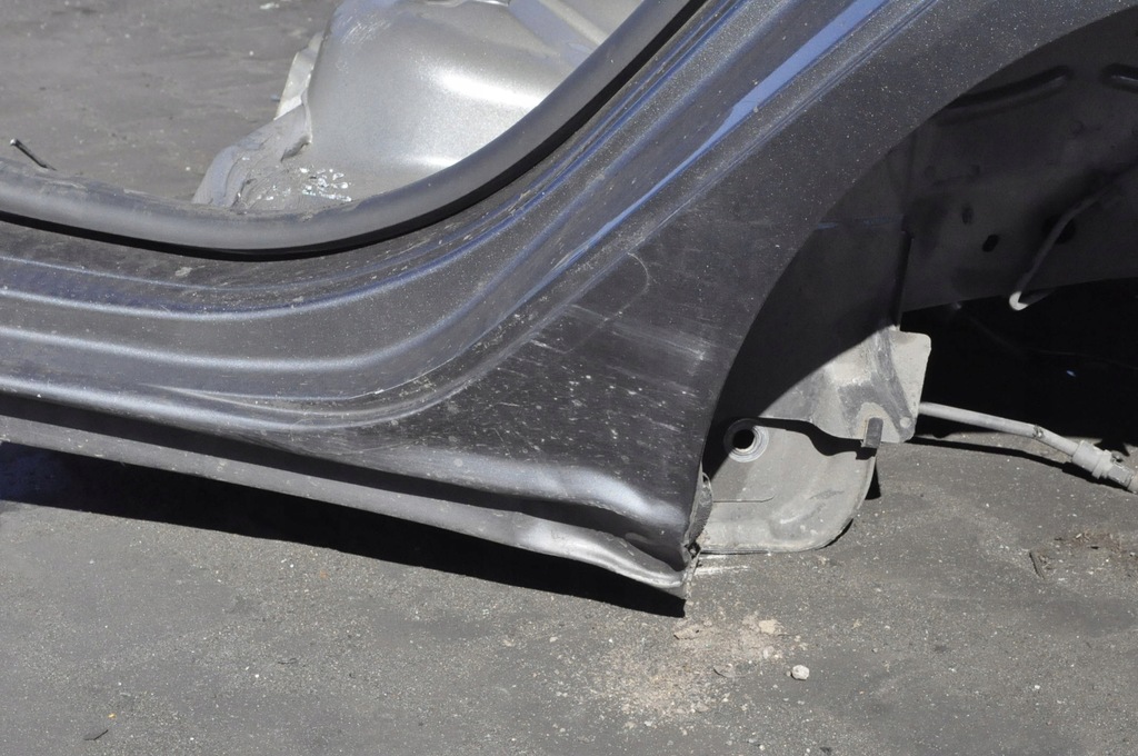 FORD FIESTA MK8 INTREGUL SPATE APARĂ CUREA SPATE STÂNGA DREAPTA Product image