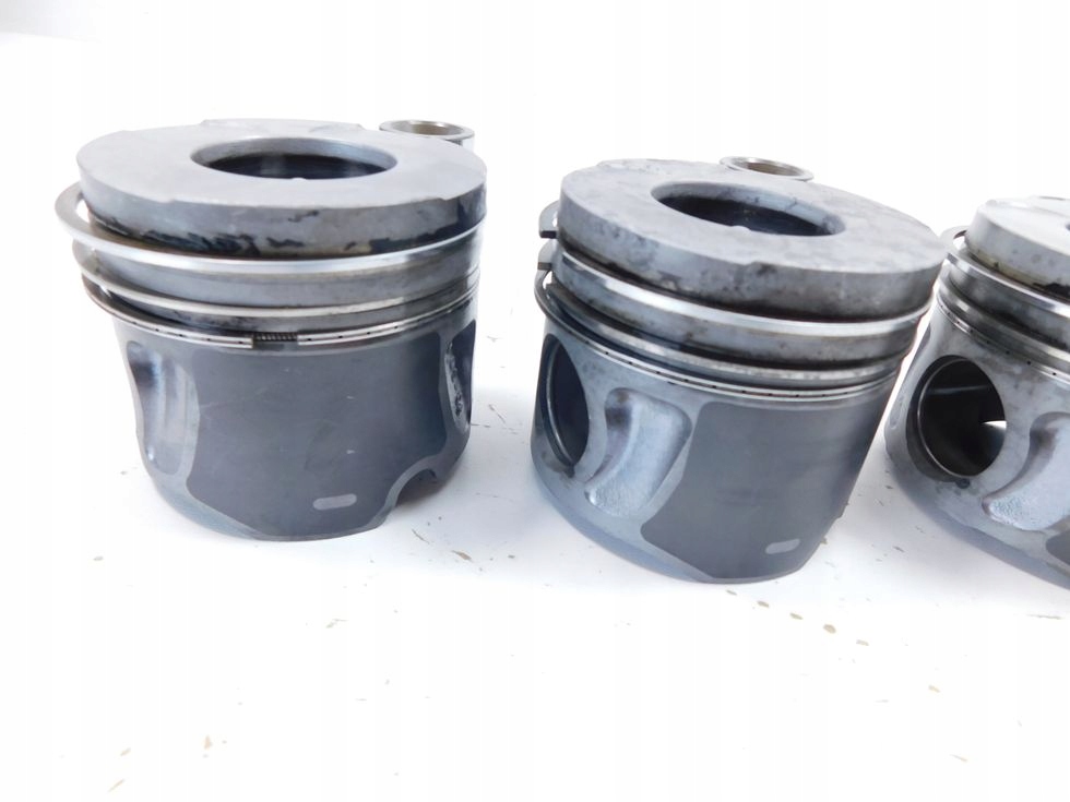 Piston pistoane Opel Vectra C Zafira B Signum 1.9 16V CDTI Alfa Romeo 159 JTD Product image