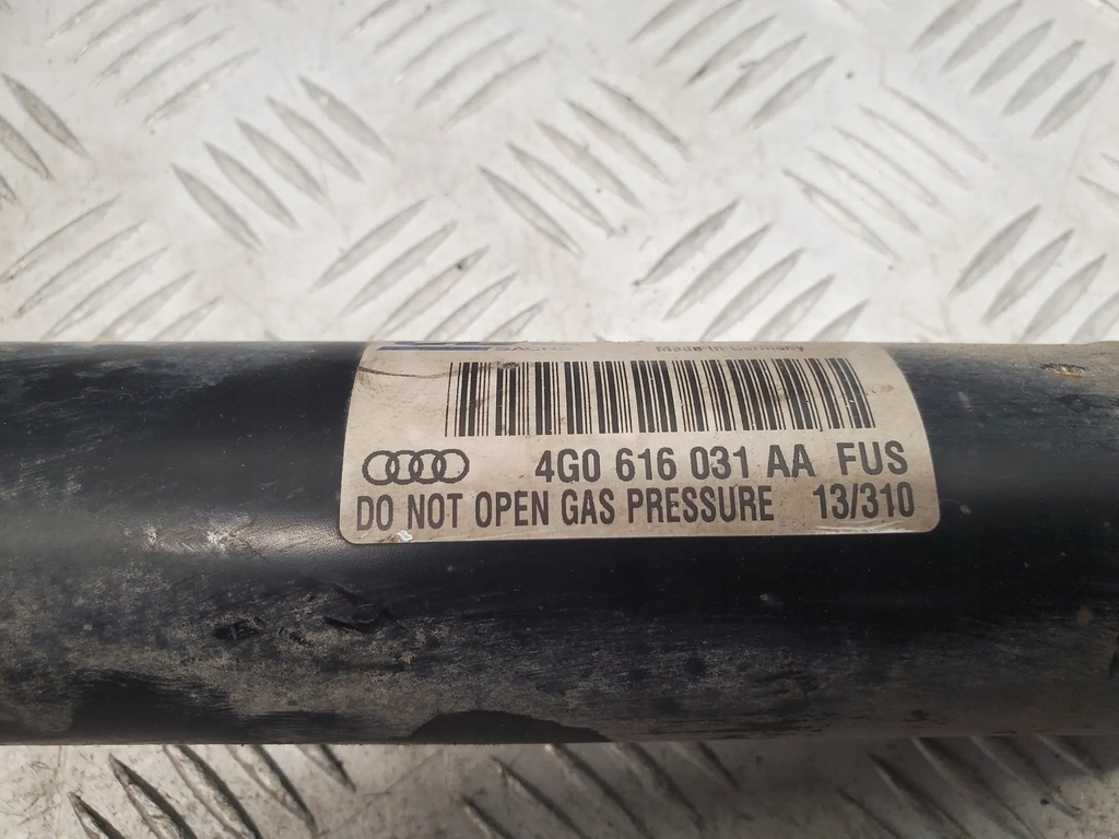 Audi A7 S7 4G 2014 Spate stanga Amortizor Product image