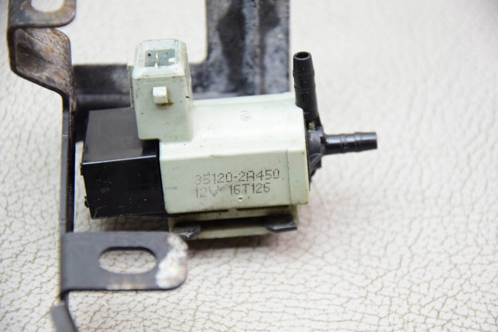KIA Optima 351202A450 1,7L DIESEL 104KW 2016 Valvă electrometică 2016 Product image