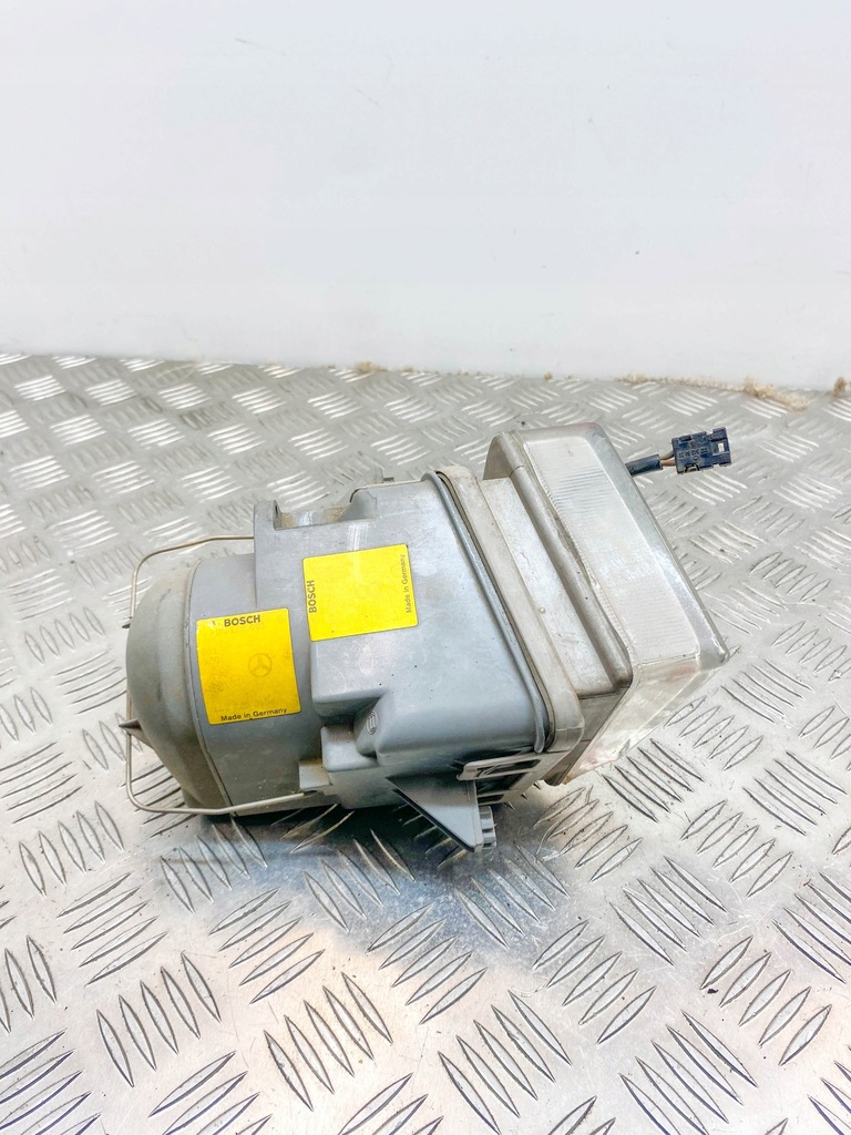 1305219028 MERCEDES-BENZ Lampa cu halogen fata stanga Product image